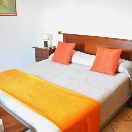 Agriturismo Sul Sentiero Pianillo ภายนอก รูปภาพ