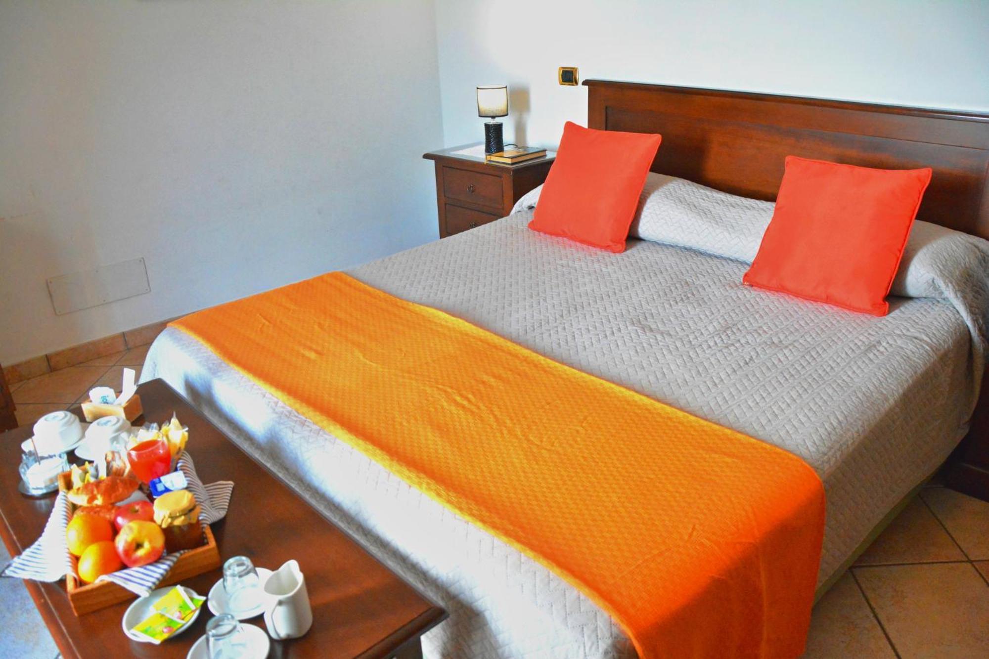 Agriturismo Sul Sentiero Pianillo ภายนอก รูปภาพ