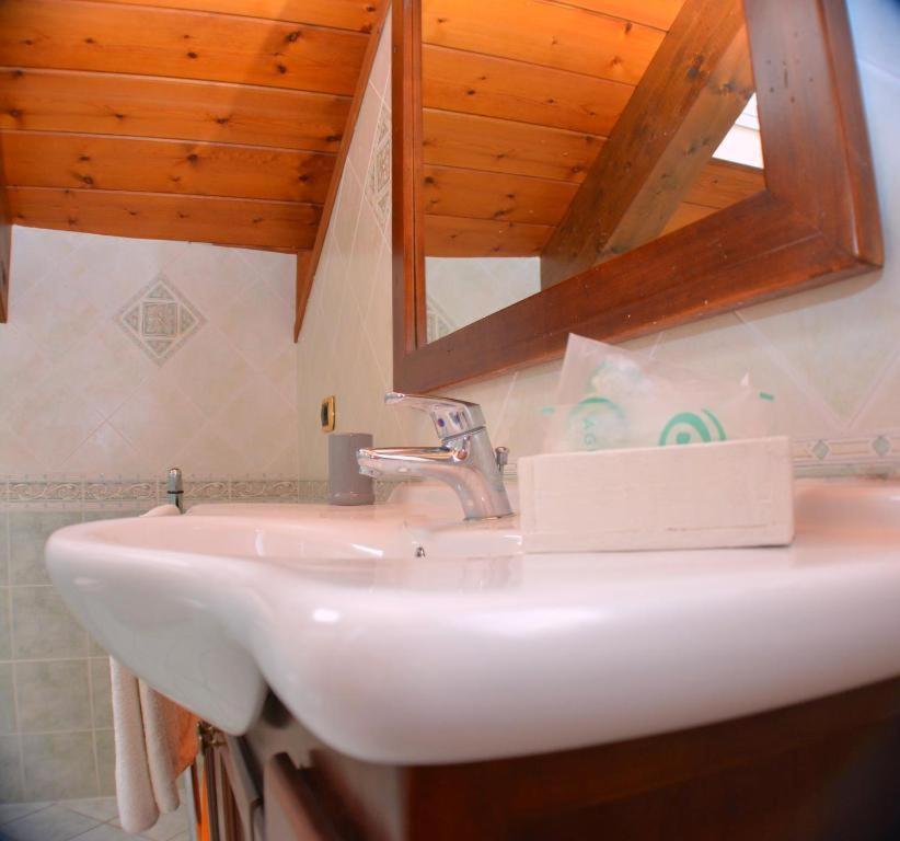 Agriturismo Sul Sentiero Pianillo ภายนอก รูปภาพ